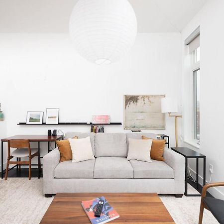 Flexhome Skywalk To Fiserv U4 With Rooftop, Gym, And Parking Milwaukee Eksteriør bilde
